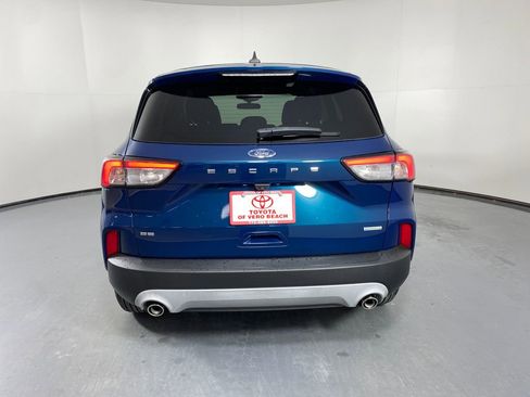 Used 2020 Ford Escape SE image 5