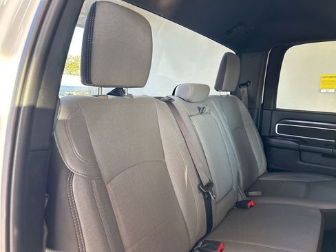 Used 2024 RAM 3500 Big Horn image 29