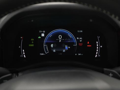 Used 2025 Toyota Camry SE image 24