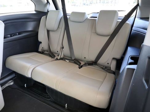 Used 2019 Honda Odyssey EX-L image 24