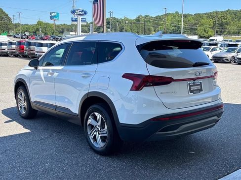 Used 2023 Hyundai Santa Fe SEL w/ Cargo Package AWD/4WD image 2