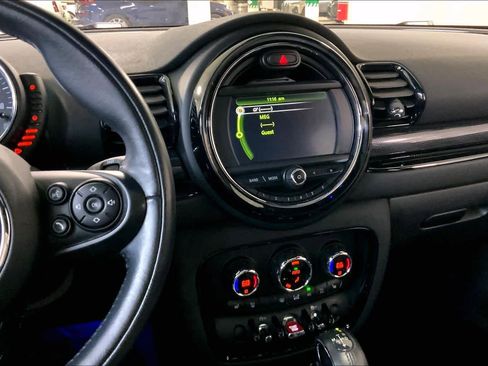 Used 2017 MINI Cooper Clubman S image 7