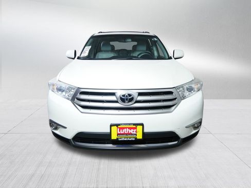 Used 2012 Toyota Highlander SE w/ Tow Pkg AWD/4WD image 2