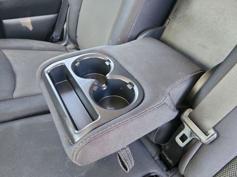 Used 2019 Nissan Pathfinder SV AWD/4WD image 13