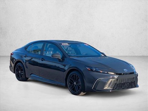 Used 2025 Toyota Camry SE w/ Multimedia Upgrade Package FWD image 3