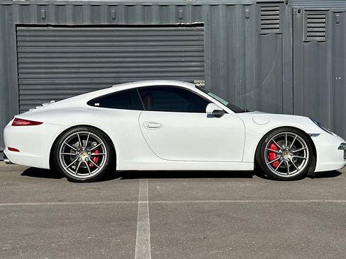 Used 2013 Porsche 911 Carrera S image 9