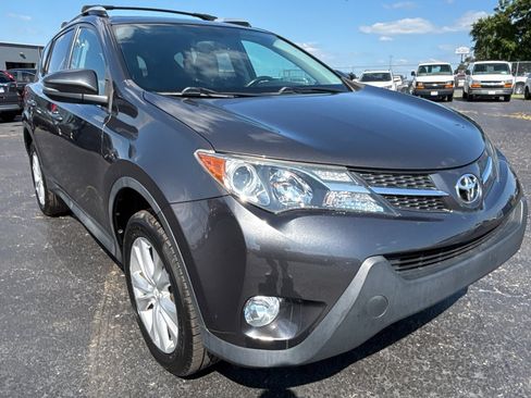Used 2013 Toyota RAV4 Limited AWD/4WD image 3