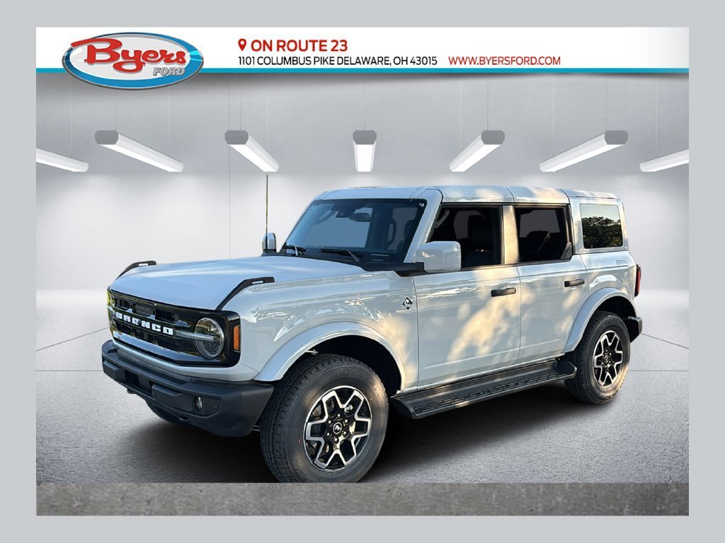 New 2026 Ford Bronco Outer Banks AWD/4WD image 1