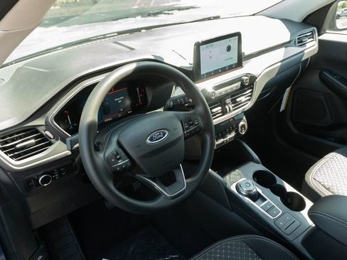 New 2026 Ford Escape Active FWD image 16