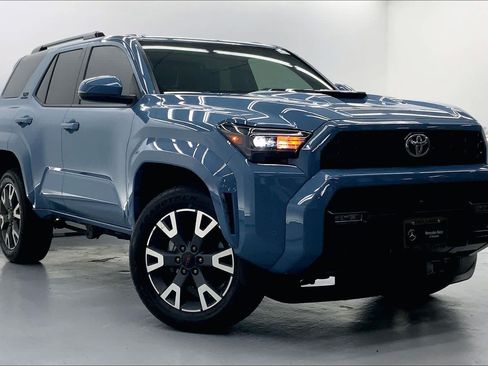 Used 2025 Toyota 4Runner TRD Sport RWD image 6