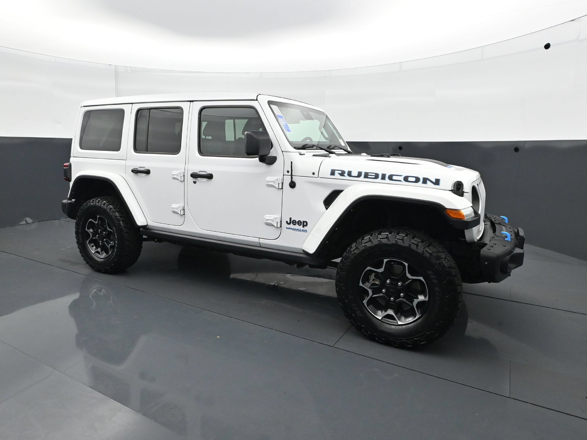 Used 2021 Jeep Wrangler Unlimited Rubicon 4xe w/ Steel Bumper Group AWD/4WD image 9