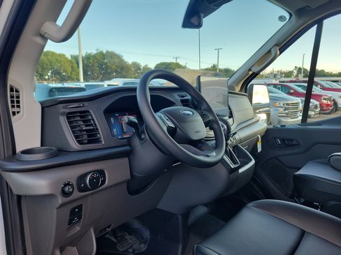 New 2026 Ford Transit 150 148 Medium Roof w/ Load Area Protection Package image 11