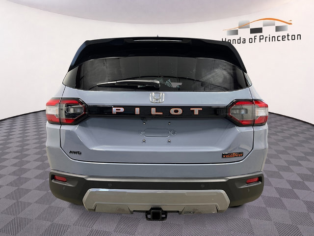New 2026 Honda Pilot TrailSport image 4