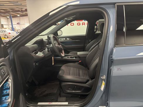 New 2026 Ford Explorer ST-Line w/ ST-Line Street Pack AWD/4WD image 18