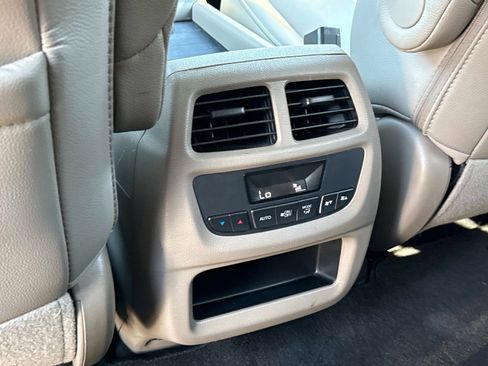 Used 2018 Honda Pilot EX-L image 17