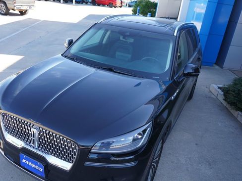 Used 2024 Lincoln Aviator Reserve image 12