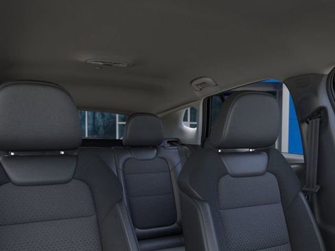 New 2026 Chevrolet Trax LT FWD image 24