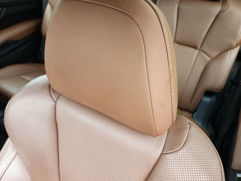 Used 2019 Subaru Ascent Touring AWD/4WD image 6
