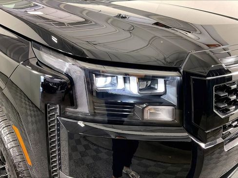 New 2026 Nissan Frontier SV w/ Tow Package AWD/4WD image 26
