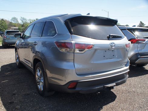 Used 2015 Toyota Highlander Limited image 6