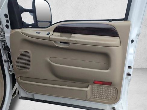 Used 2007 Ford F350 XL image 25