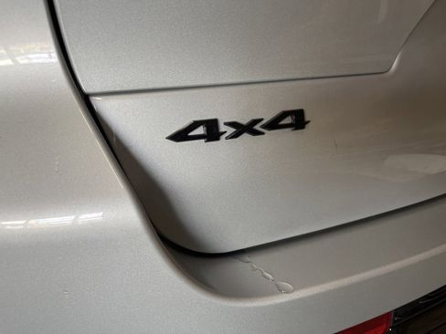 New 2025 Jeep Grand Cherokee L Altitude image 22