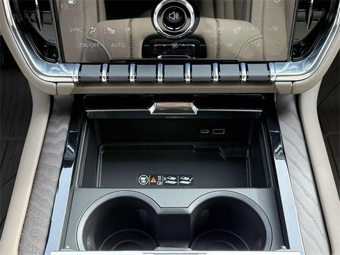 New 2026 GMC Yukon XL Denali w/ Denali Reserve Package image 6