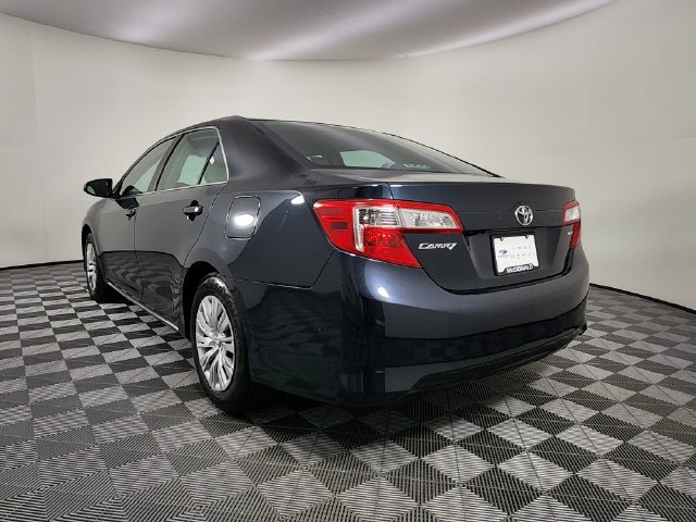 Used 2014 Toyota Camry LE w/ Fleet Convenience Package FWD image 3