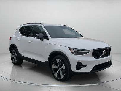 Used 2026 Volvo XC40 B5 Plus