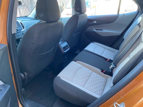 Used 2018 Chevrolet Equinox LS FWD image 9