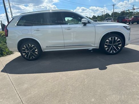 New 2026 Volvo XC90 B6 Ultra w/ Protection Package AWD/4WD image 4