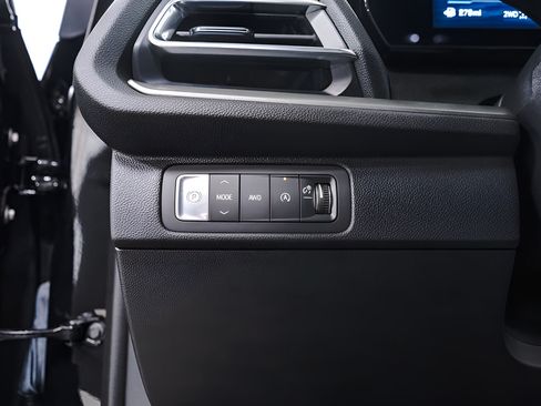 Used 2026 Chevrolet Traverse LT AWD/4WD image 22