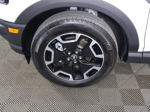 Used 2024 Ford Bronco Sport Outer Banks AWD/4WD image 16