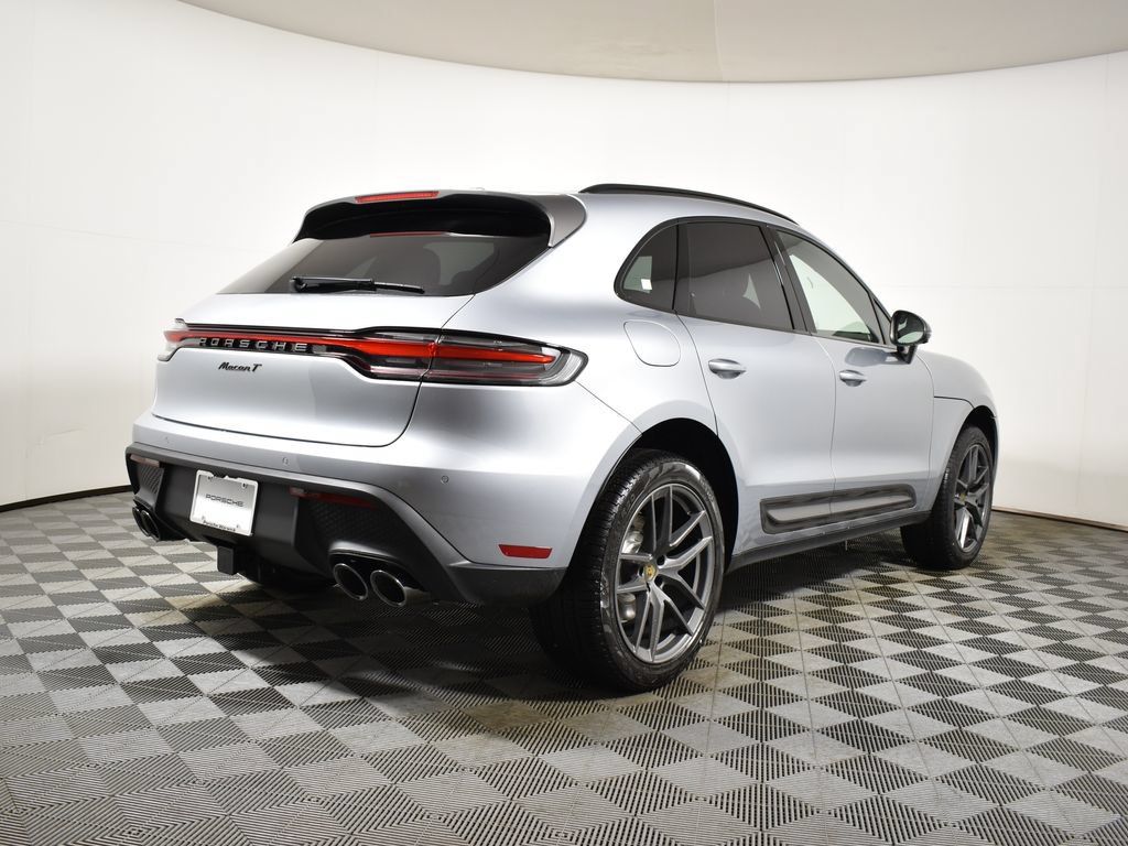 Used 2026 Porsche Macan AWD/4WD image 7