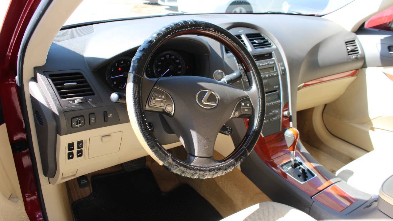 Used 2011 Lexus ES 350 FWD image 21