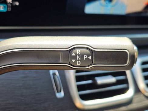 New 2026 Mercedes-Benz GLS 580 4MATIC image 31