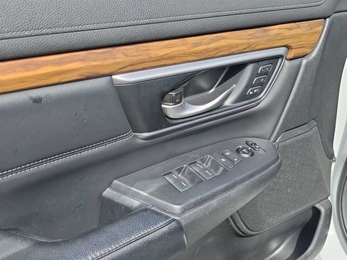 Used 2019 Honda CR-V Touring image 19