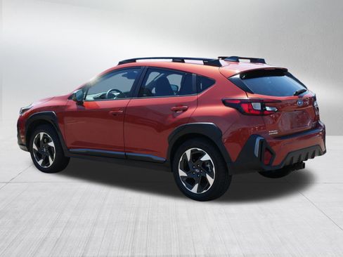 Used 2024 Subaru Crosstrek 2.5i Limited AWD/4WD image 5