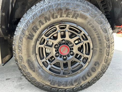 Used 2023 Toyota Tacoma TRD Pro AWD/4WD image 35