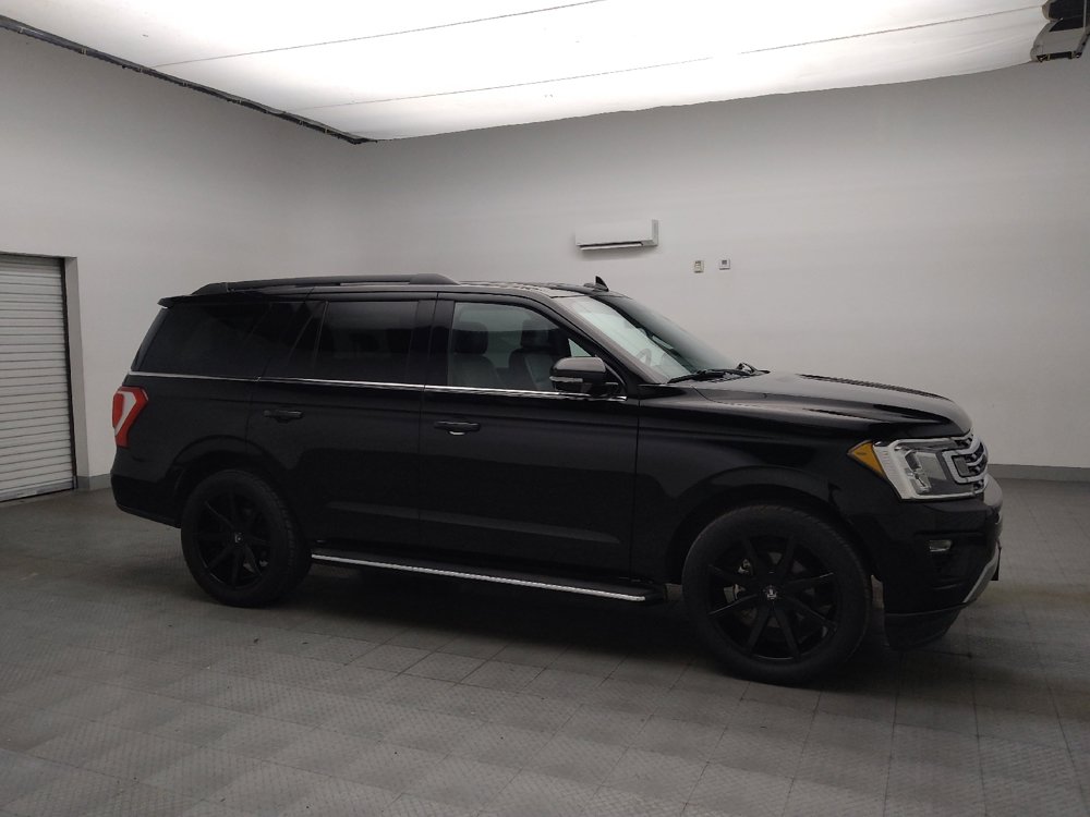Used 2018 Ford Expedition XLT w/ Equipment Group 202A RWD image 11