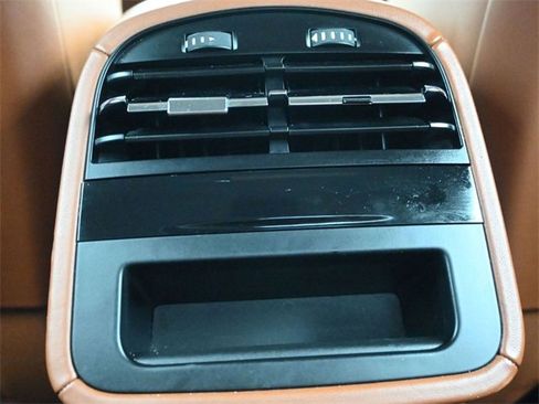 Used 2017 Maserati Quattroporte S GranSport image 16