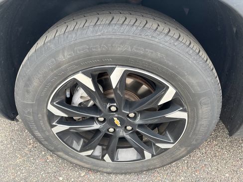 Used 2022 Chevrolet TrailBlazer LT AWD/4WD image 2