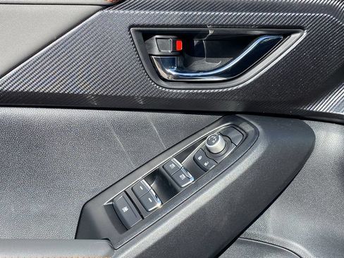 Certified 2025 Subaru Crosstrek 2.5i Limited w/ Crosstrek Mirror Package AWD/4WD image 18