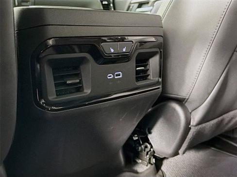 Certified 2026 GMC Sierra 1500 AT4 w/ AT4 Premium Package AWD/4WD image 26