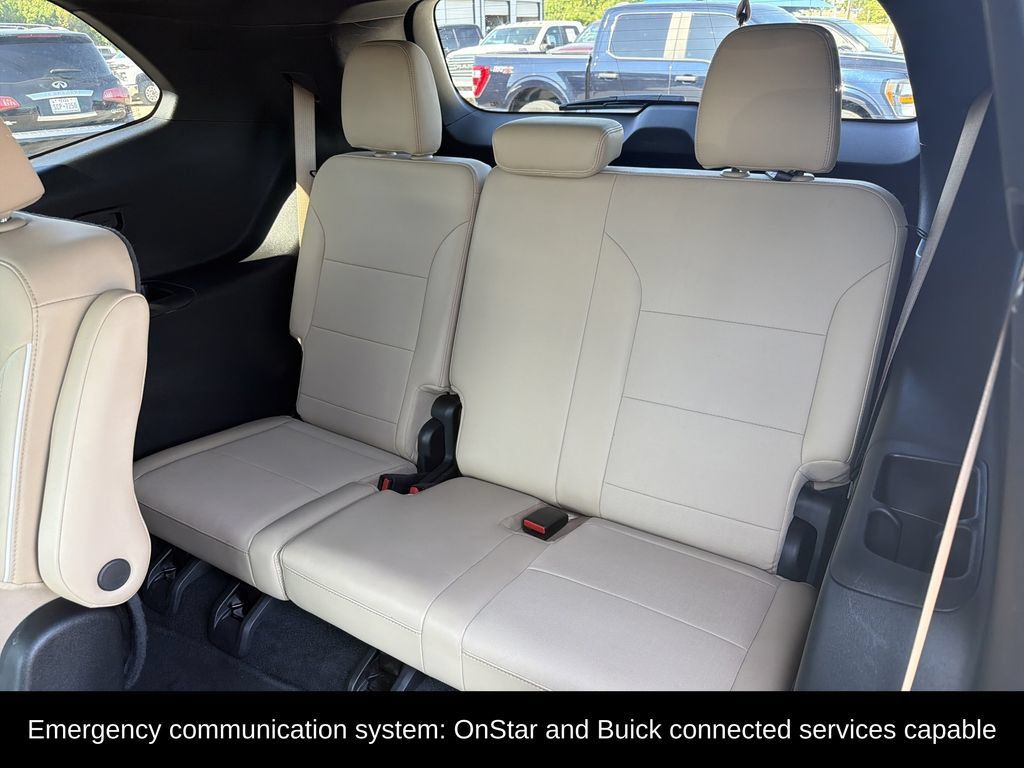 Used 2025 Buick Enclave Preferred AWD/4WD image 11