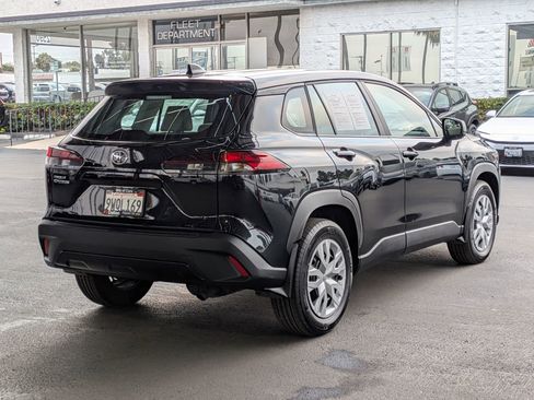 Used 2026 Toyota Corolla Cross L FWD image 4