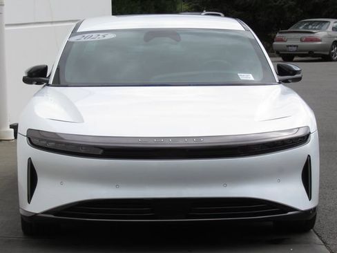 Used 2025 Lucid Air Touring AWD/4WD image 3