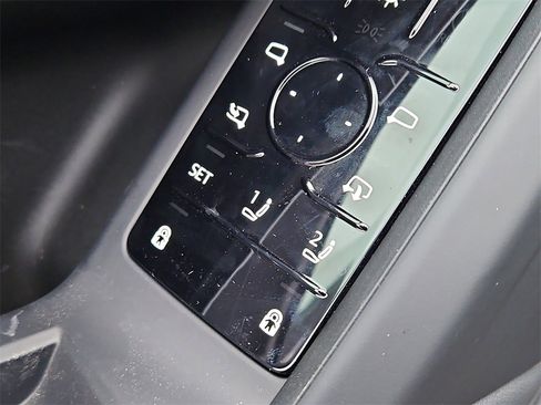 New 2025 Audi Q5 Premium Plus image 14