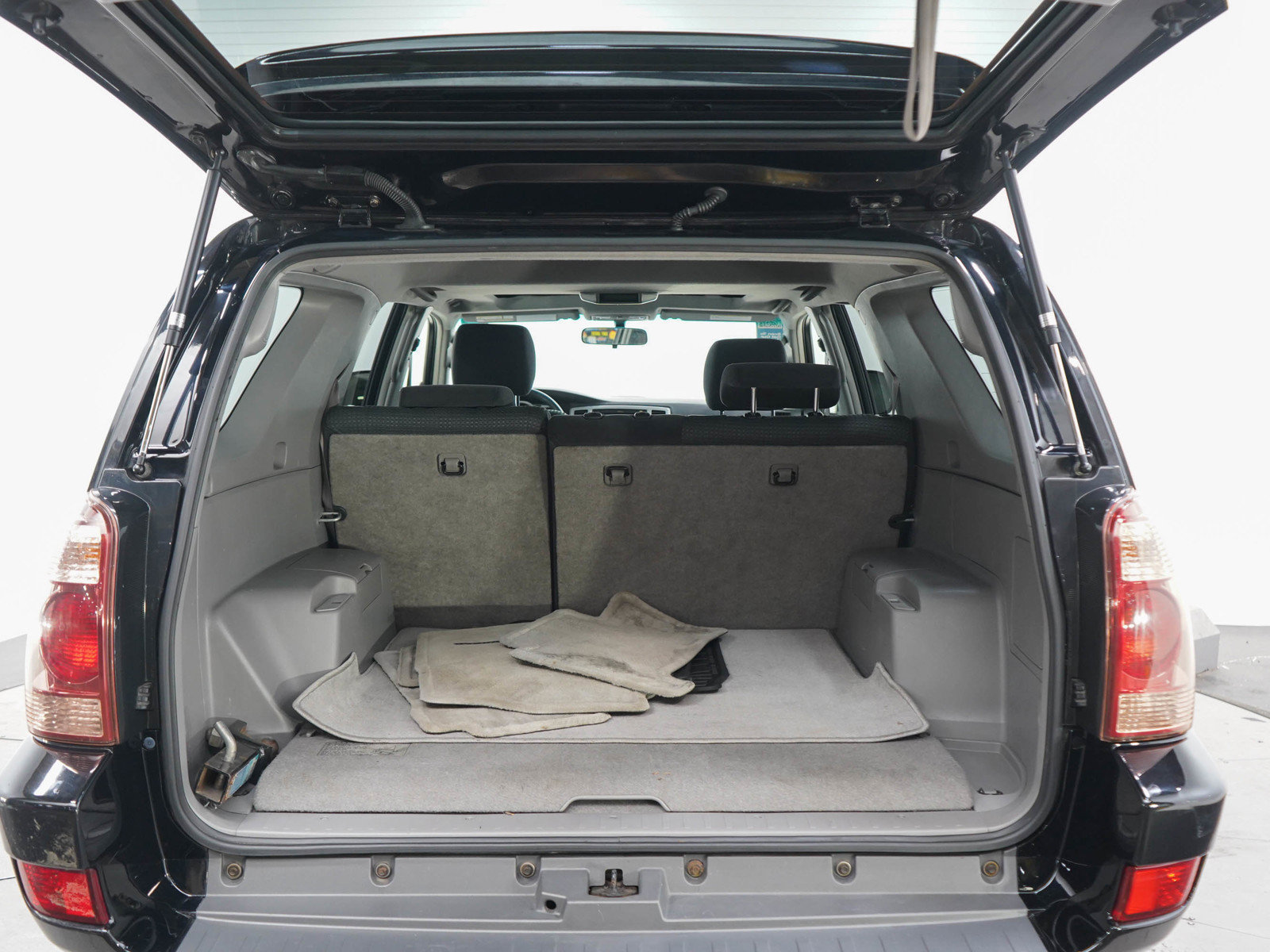 Used 2005 Toyota 4Runner Sport AWD/4WD image 17