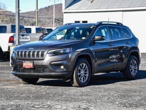 Certified 2019 Jeep Cherokee Latitude Plus w/ Comfort/Convenience Group image 7